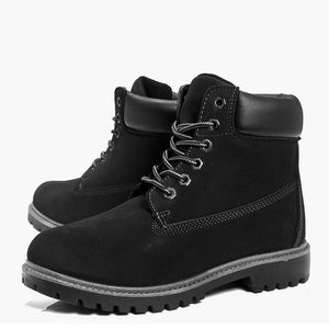 🌟NEW faux boots🌟